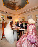 На вопросы будущих молодоженов отвечает начальник отдела ЗАГС Батурина Татьяна Николаевна